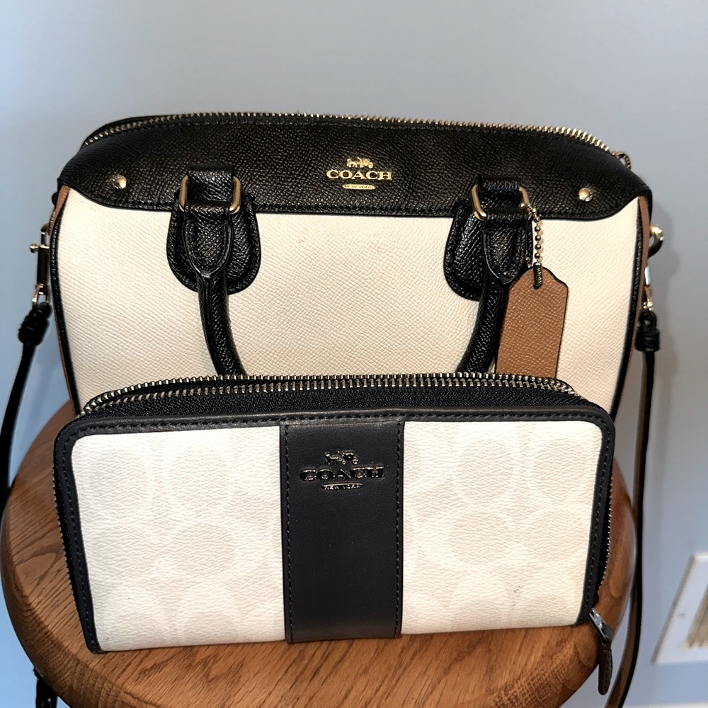 NWOT. Coach purse and Wallet